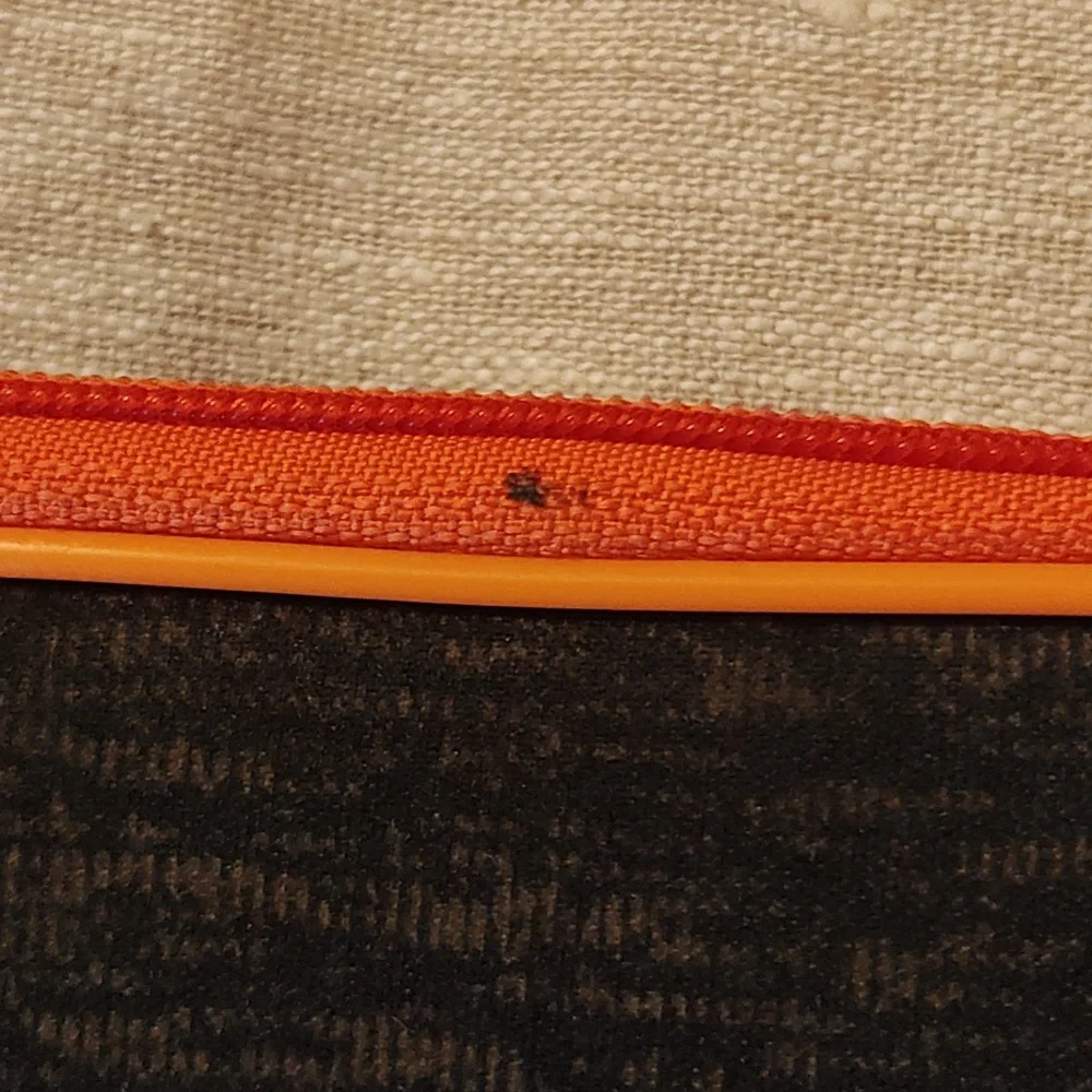 COMPUTER PROTECTOR SLEEVE FOLD